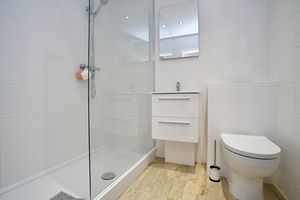 Photo 6- click for photo gallery